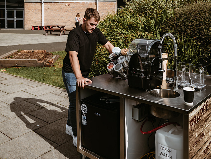 Mobile coffee clearance machine